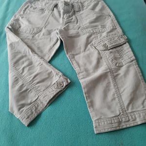 Aeropostale Cargo Crop Pants